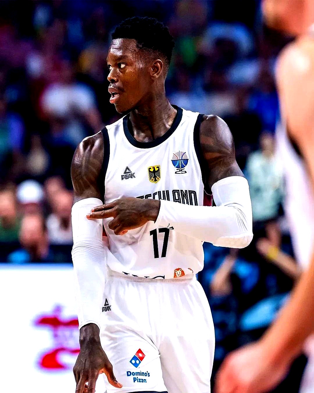 赛地聚焦：德甲加时末段热度飙升，金州勇士篮板制胜，赛场秩序良好，赛季目标并未改变的简单介绍