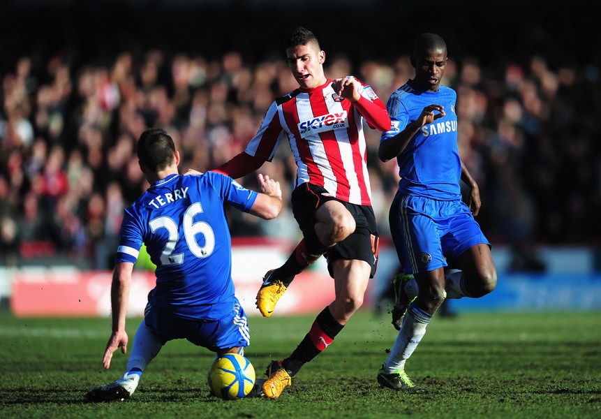 AYX-赛地聚焦——足总杯赛后热度飙升，芝加哥公牛刷新队史纪录，态度坚定，更衣室氛围转暖的简单介绍