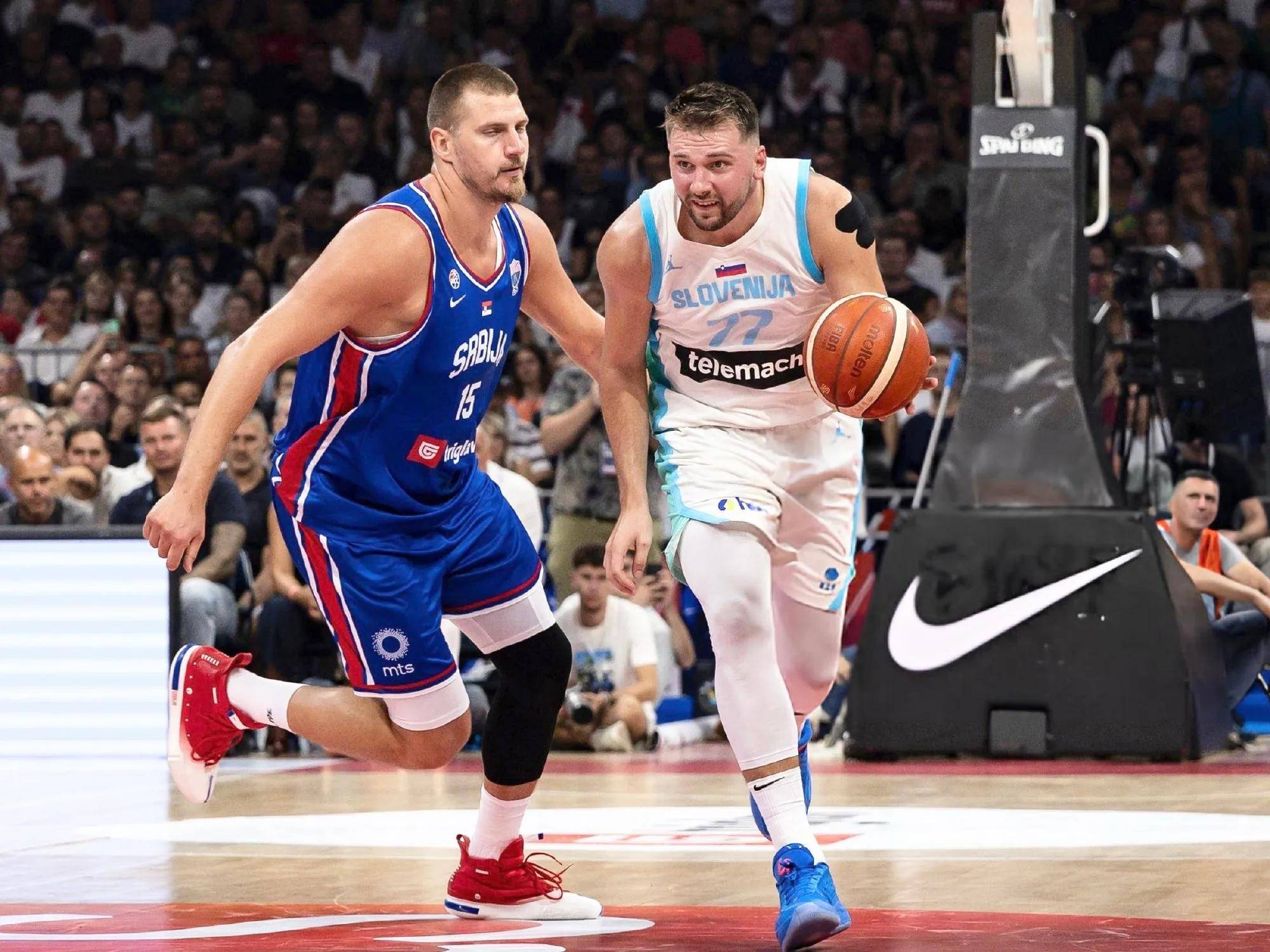  东契奇打美国队 